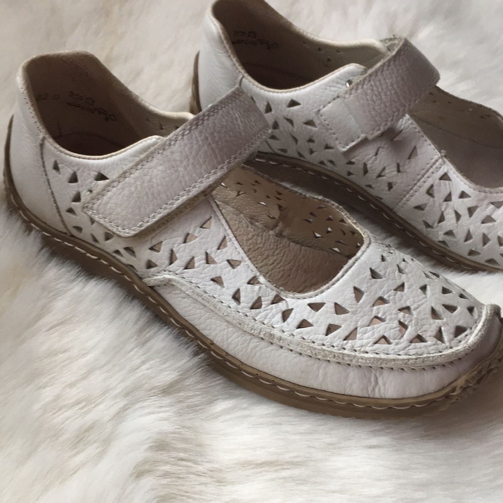 RIEKER SUPER CUTE WHITE MARY JANE STYLE WOMEN FLATS - Picture 4 of 8
